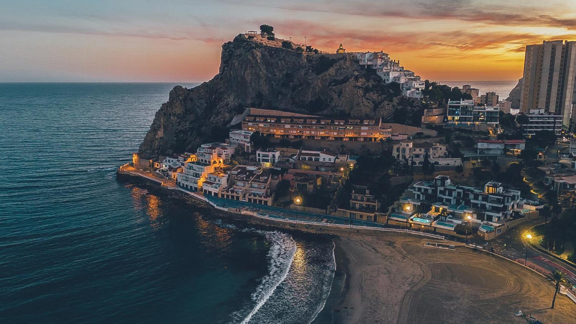 Вилла Bonito Triplex Con Increibles Vistas Бенидорм Экстерьер фото
