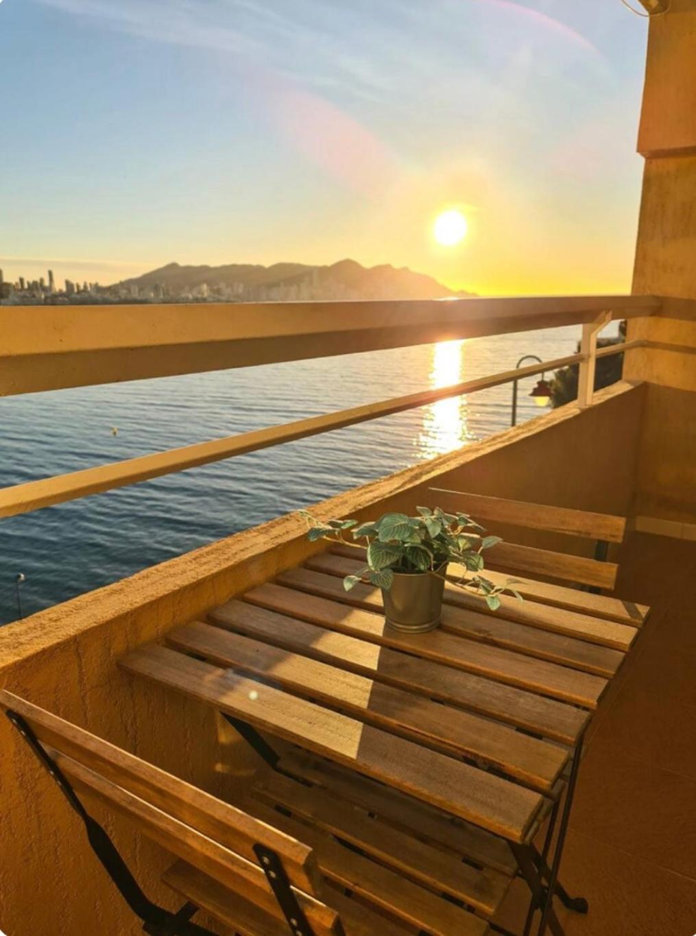 Вилла Bonito Triplex Con Increibles Vistas Бенидорм Экстерьер фото